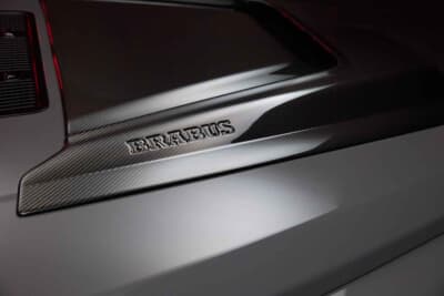 メルセデスAMG G 63：ルーフスポイラーに刻まれた「BRABUS」の文字