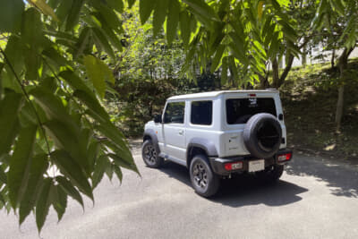 の納車まもない木下シエラのリヤビュー。最新仕様は前後バンパーやタイヤ&ホイールが社外品に変更されている