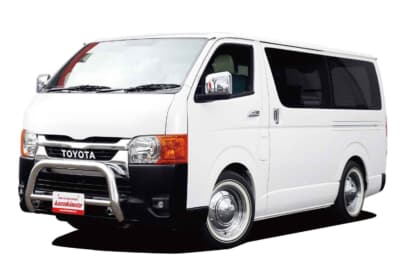 トヨタ ハイエース: カズキオートが手掛けた「ニューアメリカンスタイル」。特別仕様車「ダークプライムII」をベースに、洗練されたアメカジテイストを見事に表現している