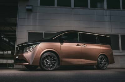 日産「ラシーン」で盛り上がろう！ 丸目四灯2リッターの「フォルザ