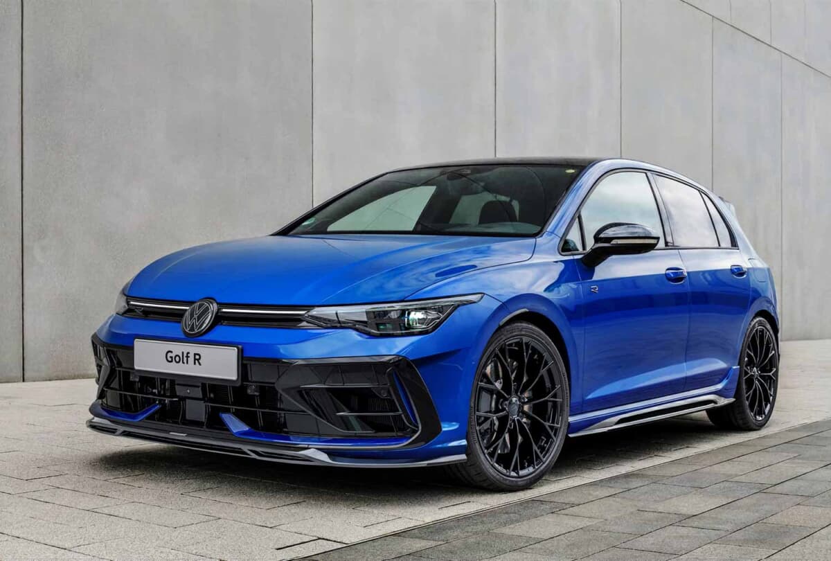 純正デザインを崩さぬVWゴルフ8専用エアロをエッティンガーが発売