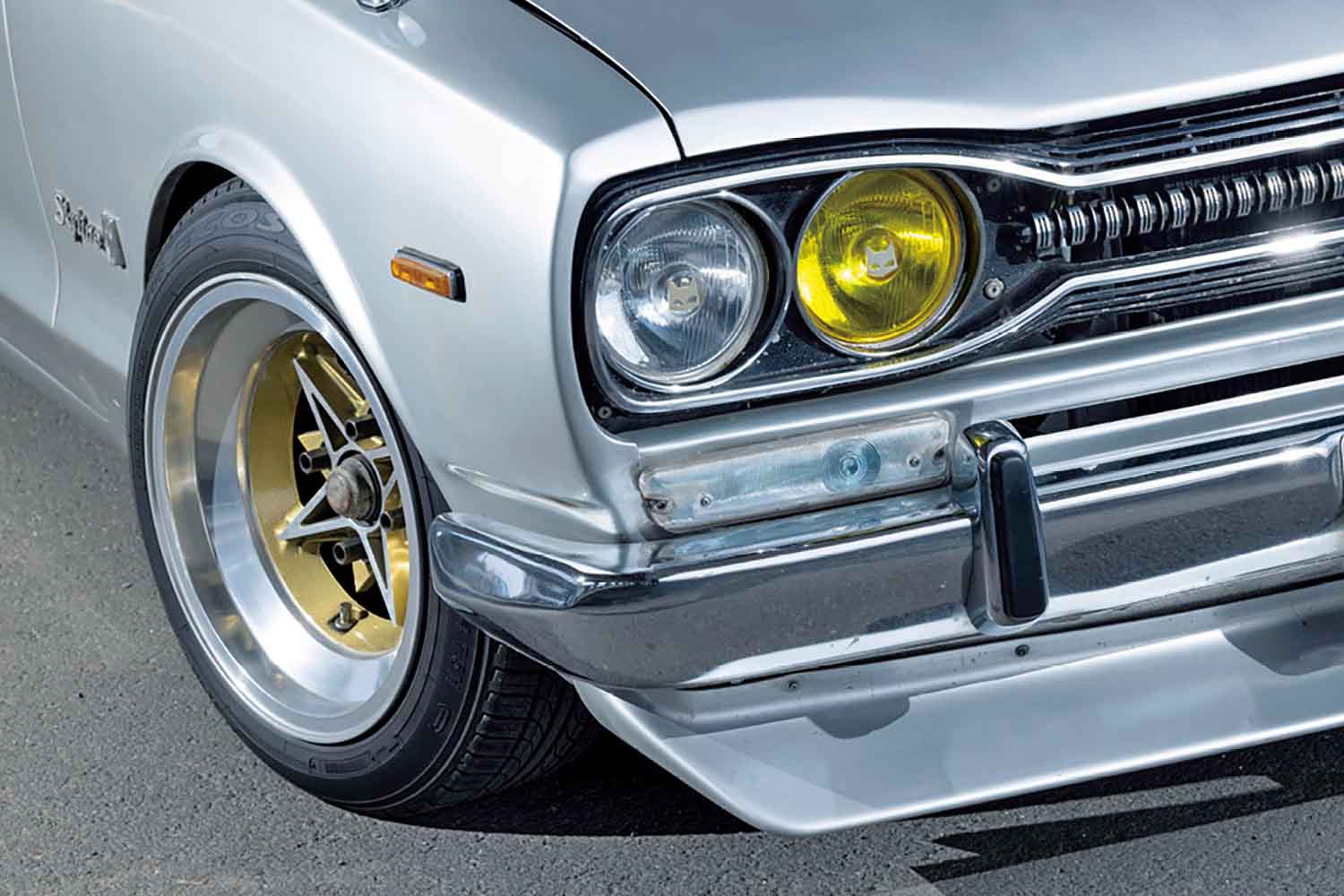 右にテクノファントム、左にシャドウ。左右非対称ホイールを履く1970年式ハコスカ | AUTO MESSE WEB(オートメッセウェブ ...