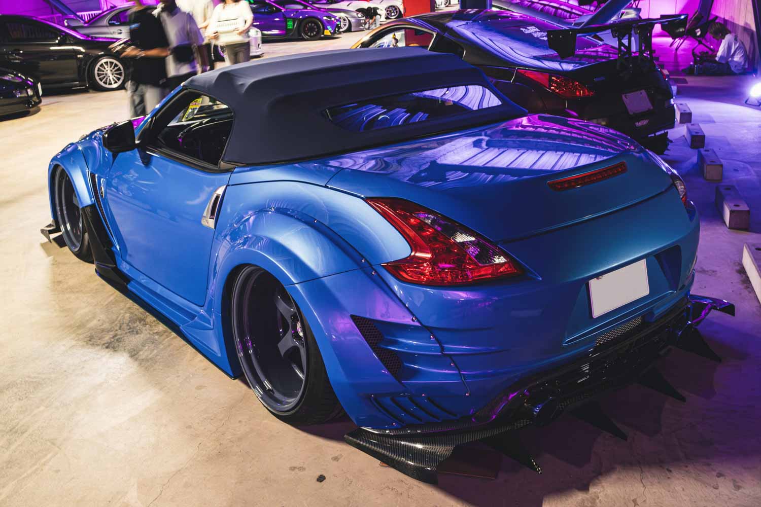 スーパーチャージャーで498馬力。MT換装した左ハンドルの370Z | AUTO