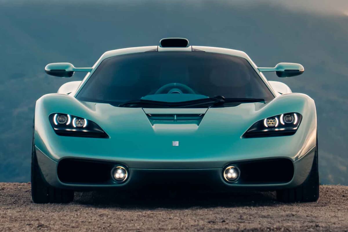 690馬力のV12と6速MT搭載。世界限定64台の新作スーパーカー | AUTO