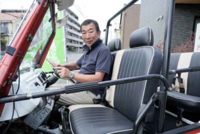 バモス・ホンダ:「実は絶対にバモスが欲しいといったわけではなかったのですが」と語る戸枝さん。条件に合うクルマを探した結果、かけがえのない相棒となるバモちゃんに出会えたという、旧車との不思議な縁を感じさせる