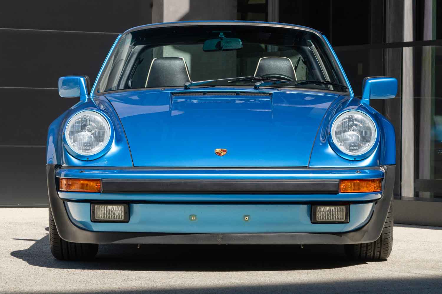 ポルシェ911カレラ3.2タルガターボルックオークション落札価格