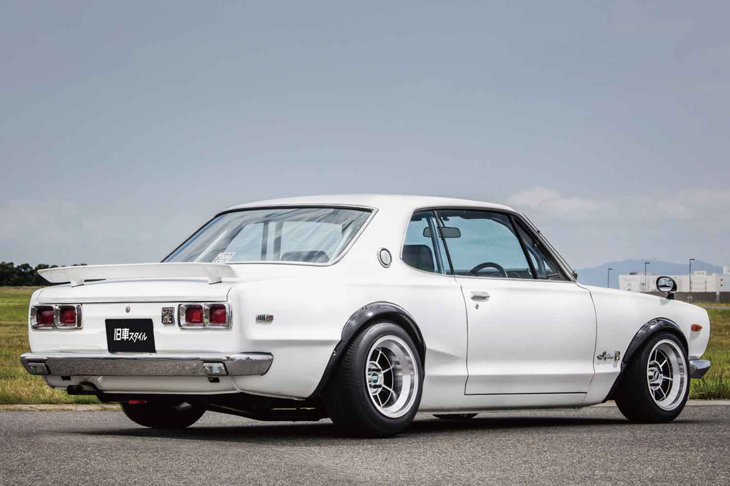 元サーキット仕様のハコスカ2000GT。ソレタコデュアルで月1回走る