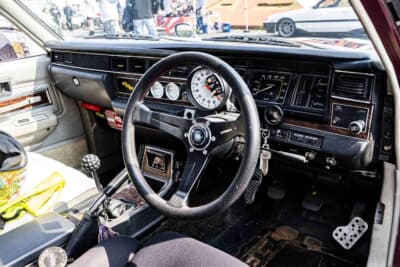 筑波を1分11秒台で走る通勤の足。17歳で買った330セドリック | AUTO