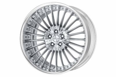シュヴァート グラソン：フロントリアともに21×9.0J 42（Oディスク）