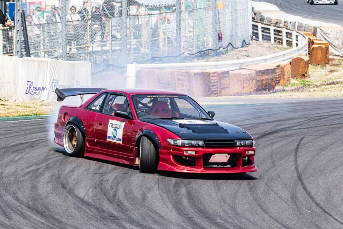 10万円のS13にGT-R用RB26移植！500馬力FR仕様のこだわり | AUTO MESSE