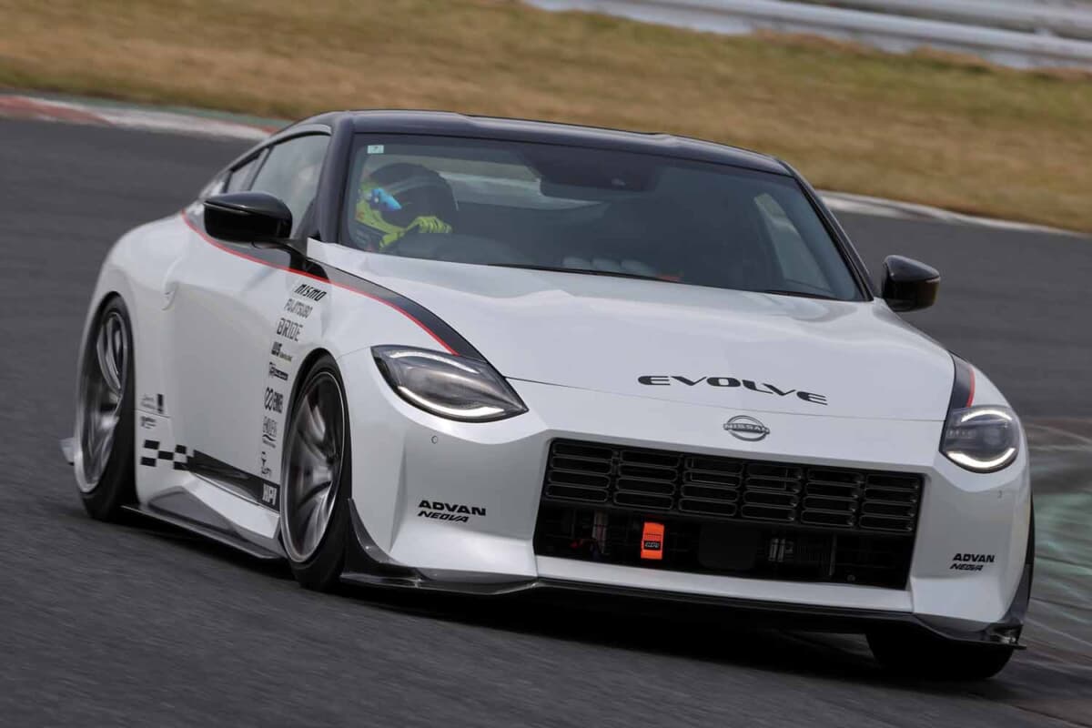 冷却系を極めて袖ケ浦を全開！ HPIが手がけた日産「RZ34型