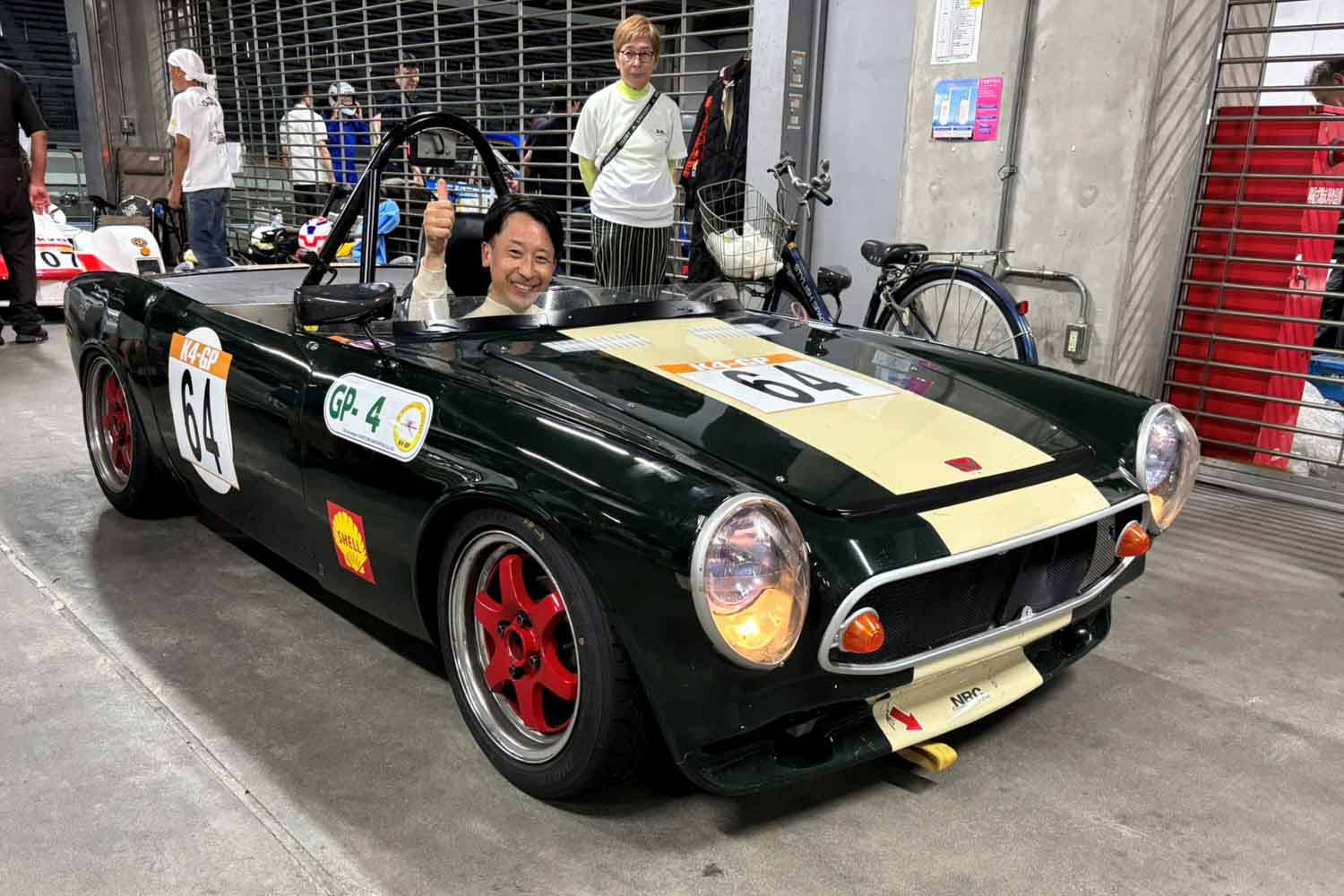軽自動車ベースの往年のレーシングマシンたち。K4GPを走る再現度が凄