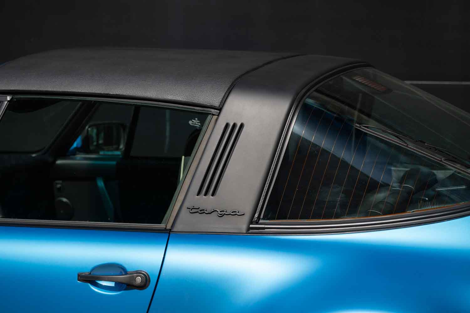 ポルシェ911カレラ3.2タルガターボルックオークション落札価格