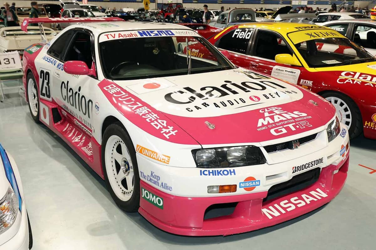 【貴重】クラリオン ニスモ GT-R LM ルマン 本物のレース外板でル・マン参戦車を完全再現！ クラリオンカラーのR33