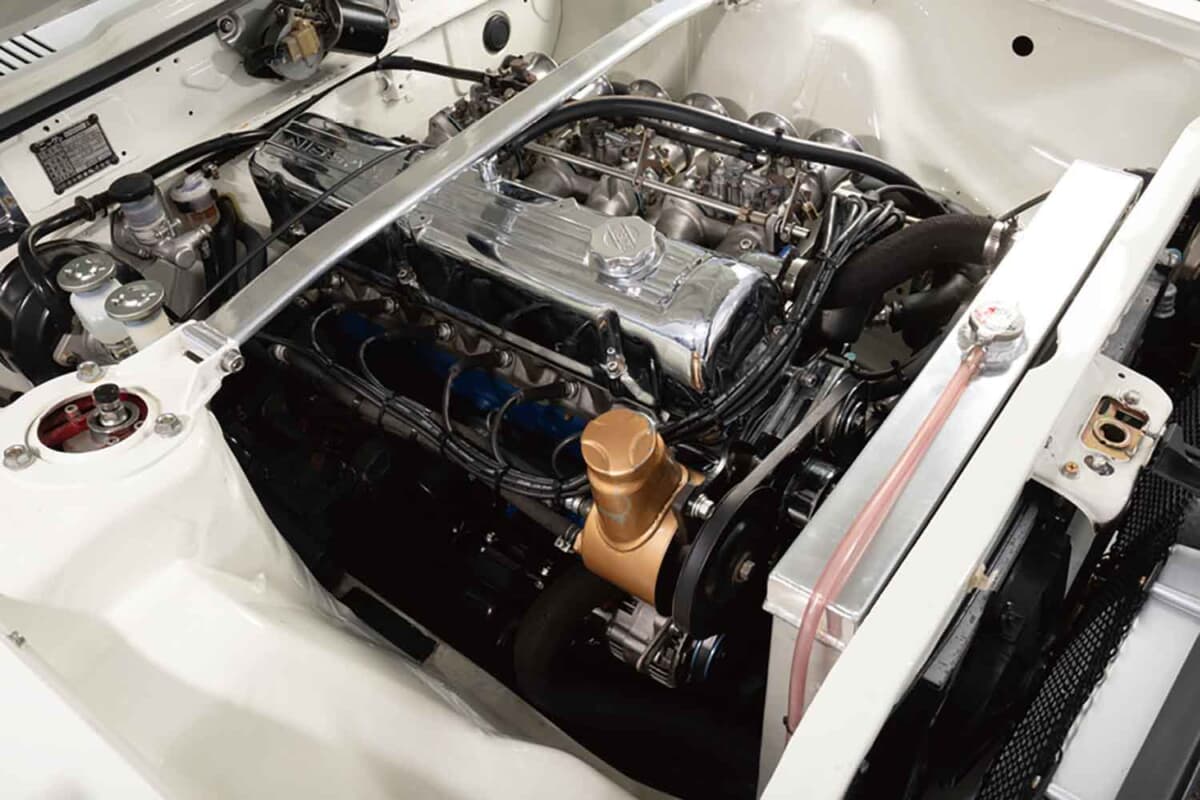 昔憧れたヤンチャな街道レーサー仕様。1976年式スカイラインヨンメリ