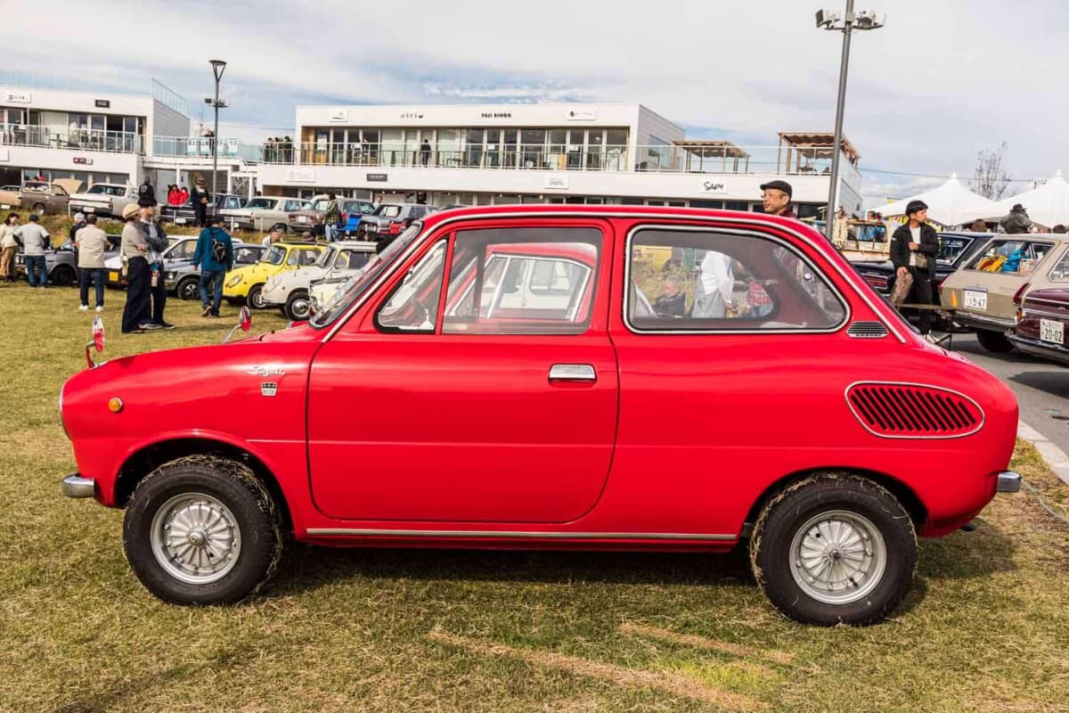 形見だからと断られても熱意で譲受」！ 子供の頃のマイカーだった1967