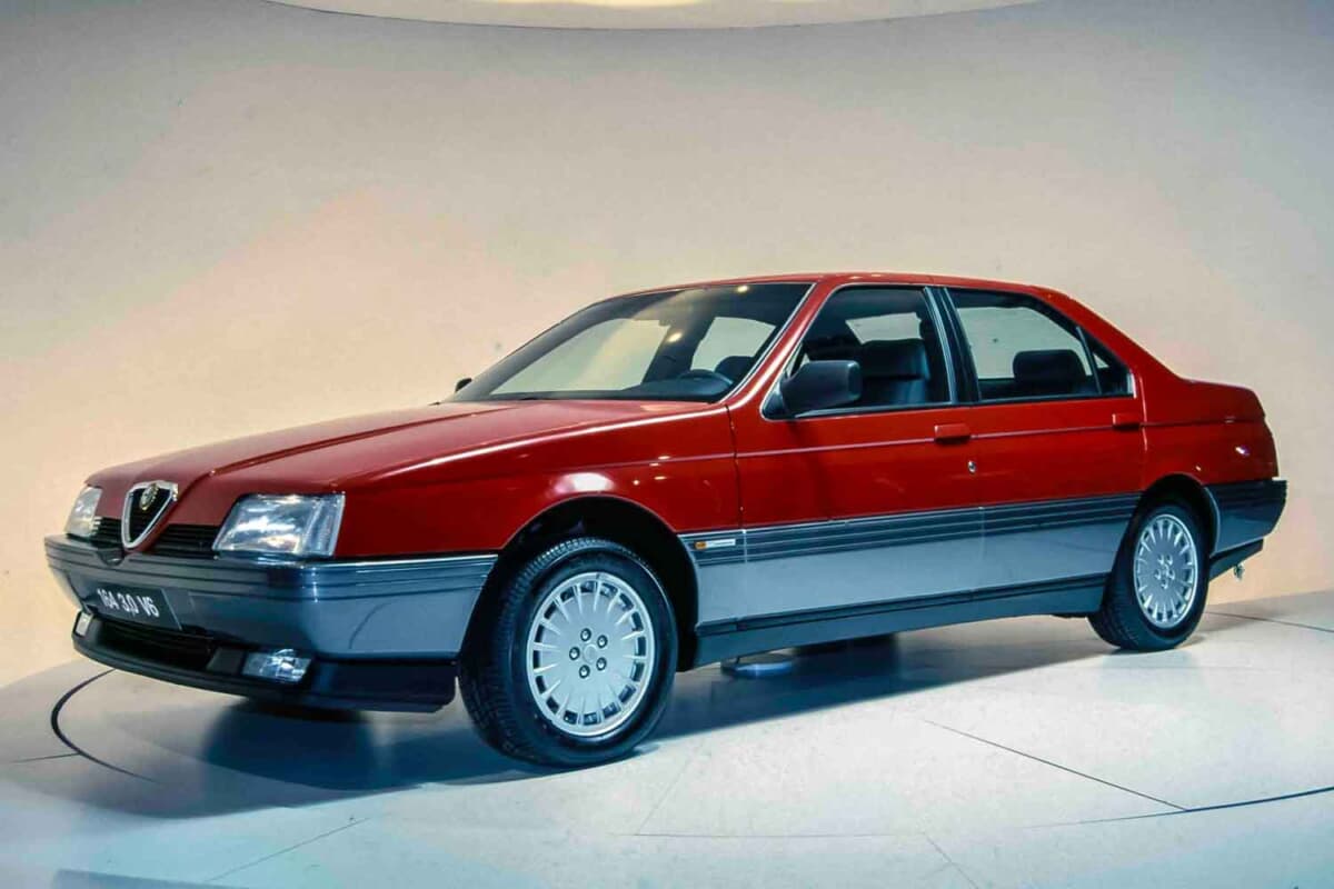 アルファロメオ164ワンオフステンレスマフラー Alfa Romeo164 F1越えの338km/hを記録した幻の2台。アルファロメオ「164プロカー」に