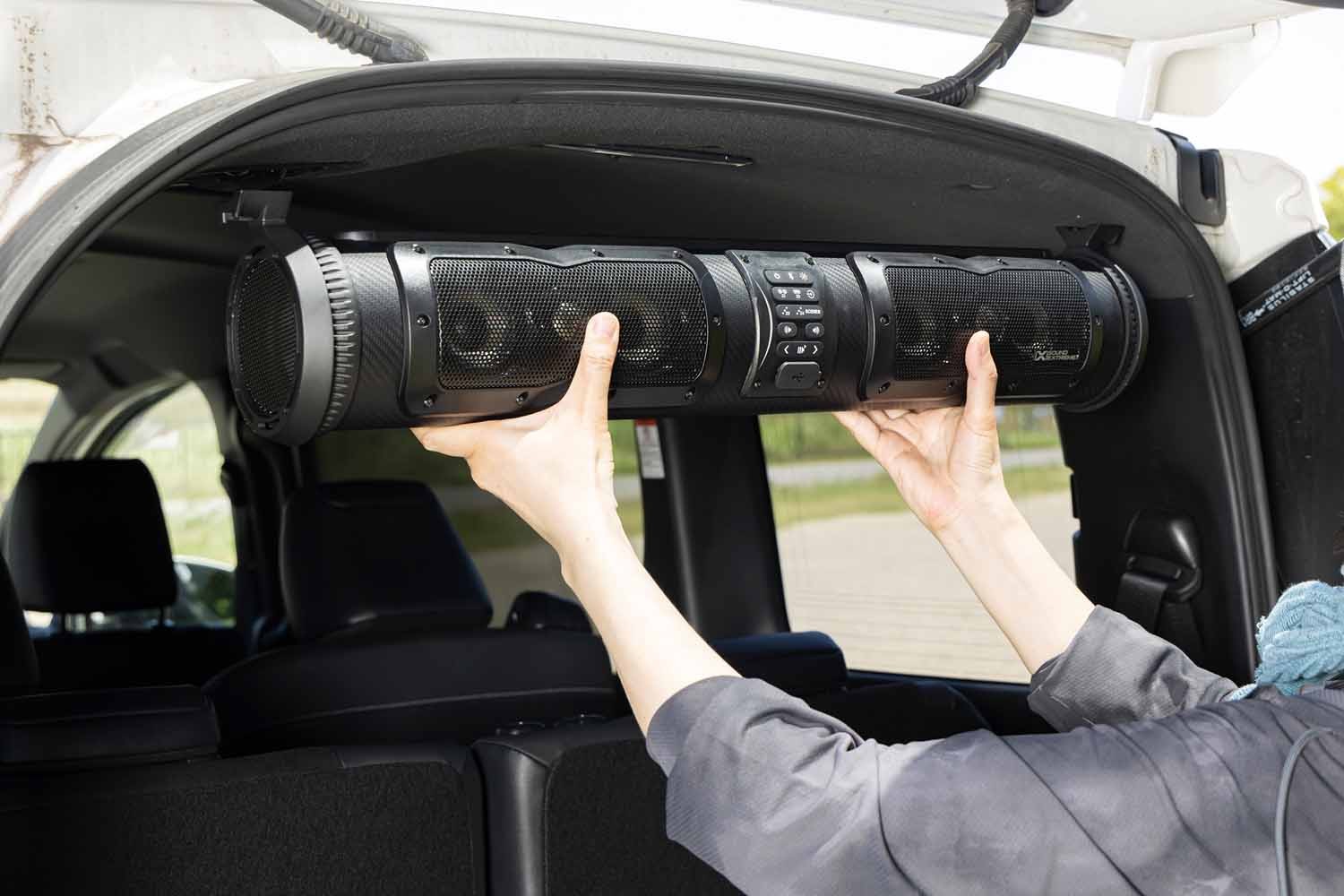 ソフト　サウンドバー 電源の引き回し不要な500Wの車載オーディオ。光って鳴る防水サウンド
