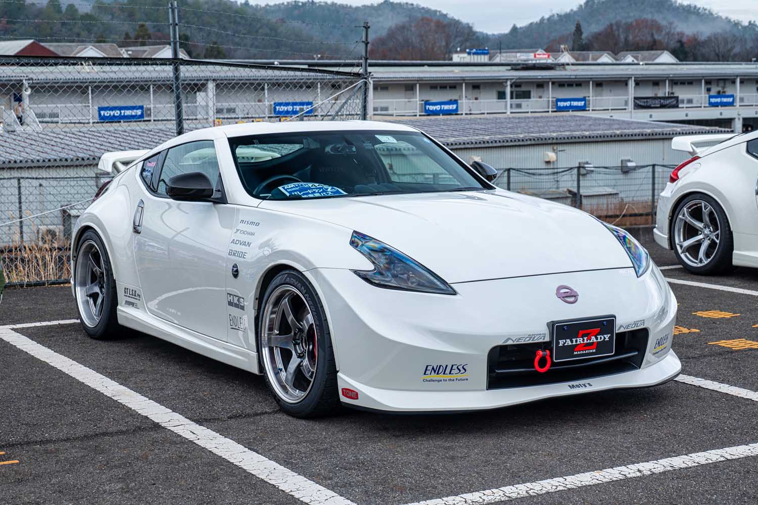 アルファープログレス製　パトリオットZ（改) 憧れを胸にディーラーの門を叩いた青年。新車から紡ぐZ34とワークス