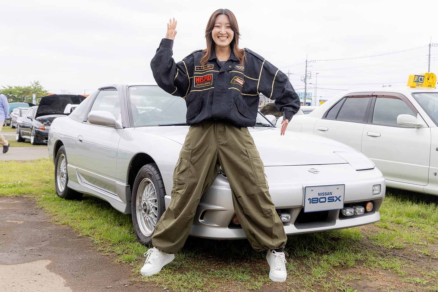 18歳女性がヤフオクやメルカリで集めた純正部品。走行4.9万キロで