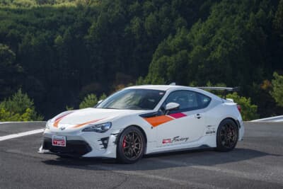 トヨタ86 ZN6 RE:Revolutionパッケージ