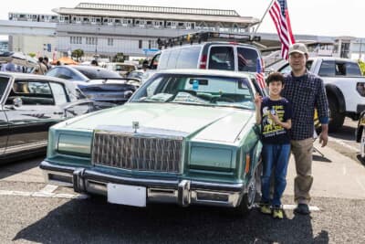 クライスラー ニューヨーカーとオーナーの野口さん