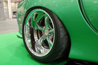 VS KF♯ Chrome Edition：マツダFD3S型RX-7にディープリムのVS KF♯ Chrome Editionを装着