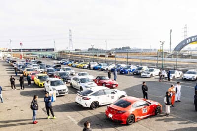 申告タイムなどをもとにA〜Gのクラスに分けられ、同一レベルでの走行が実現している。参加者からは「ほかの走行会だとタイムが違って怖い思いをしたこともありましたが、今回は走りやすかったです」という声も聞かれた