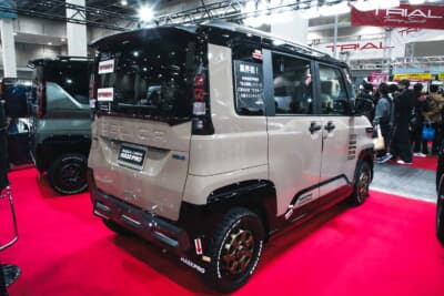 大阪オートメッセでお披露目されたハセ・プロのデリカミニ