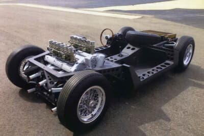 ショーの期間中、ランボルギーニのブースには、フェルッチオからTP400のボディをデザインしたいという意思を伝えるための、カロッツェリアからの訪問が後を絶たなかった