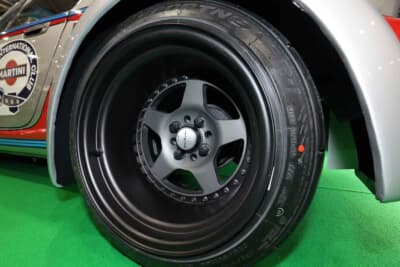 ダイハツ コペンをベースにポルシェ 911カレラRSRターボを製作