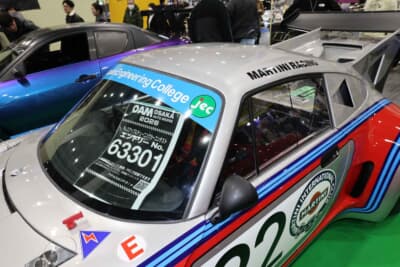 ダイハツ コペンをベースにポルシェ 911カレラRSRターボを製作