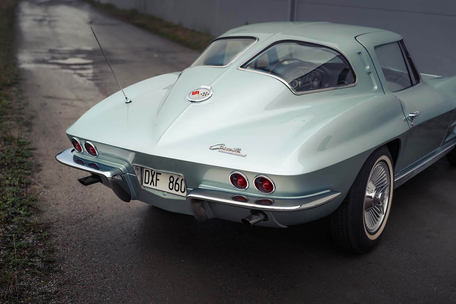 Why is the Corvette C2 Split-Window So Special? Sold for $175,000 in Paris