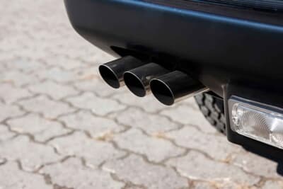 45万ユーロ〜50万ユーロ（邦貨換算約8250万円〜邦貨換算約9160万円）で現在も販売中のフェラーリ「365 GT4 BB」（C）Courtesy of Broad Arrow