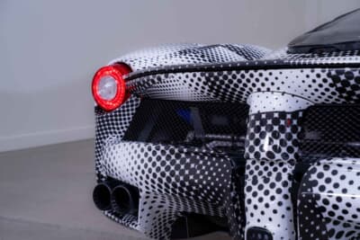 242万5000ドル(邦貨換算約3億7580万円)で落札されたフェラーリ「ラ フェラーリ プロトタイプ P2」(C)Courtesy of RM Sotheby's