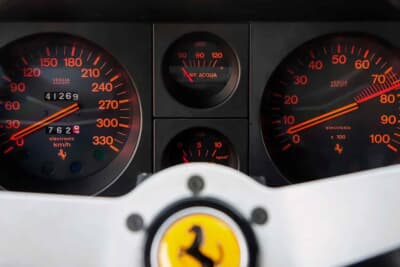 45万ユーロ〜50万ユーロ（邦貨換算約8250万円〜邦貨換算約9160万円）で現在も販売中のフェラーリ「365 GT4 BB」（C）Courtesy of Broad Arrow