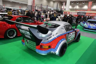ダイハツ コペンをベースにポルシェ 911カレラRSRターボを製作