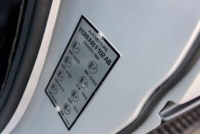 45万ユーロ〜50万ユーロ（邦貨換算約8250万円〜邦貨換算約9160万円）で現在も販売中のフェラーリ「365 GT4 BB」（C）Courtesy of Broad Arrow