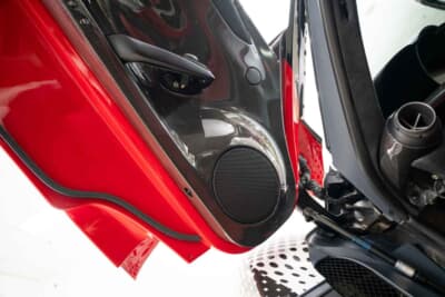 242万5000ドル(邦貨換算約3億7580万円)で落札されたフェラーリ「ラ フェラーリ プロトタイプ P2」(C)Courtesy of RM Sotheby's