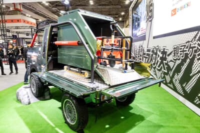 ダイハツ ハイゼット トラック ジャンボ スタークライマー：驚くべきは、この荷箱自体にクローラー（キャタピラ）が装備されている点だ