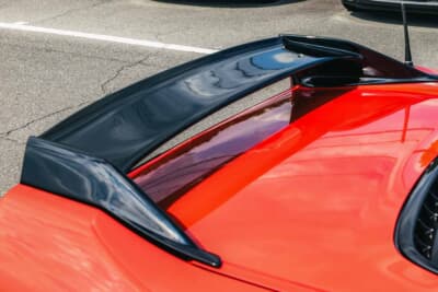 ホンダ NSX：NSXタイプRを想起させる形状のウイング