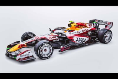 Visa Cash App Racing Bullsの日本GP限定スペシャルリバリー「VCARB03」。レッドブル・エナジードリンク チェリーエディションをモチーフにした白×赤のデザインが全体を彩る(Red Bull Content Pool)
