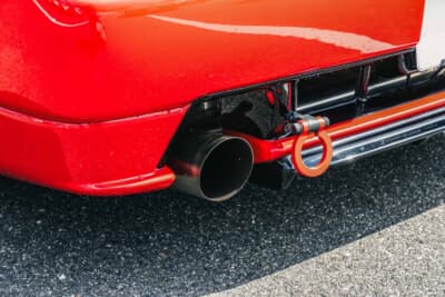 ホンダ NSX：ワンオフのステンレスマフラーを装着。エキマニ＆キャタライザーはKSP製