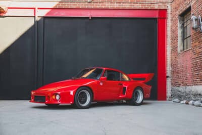 5万600ドル（邦貨換算約810万円）で落札された「ポルシェ 911 カレラ2.7 フラットノーズ仕様」（C）Courtesy of RM Sotheby's