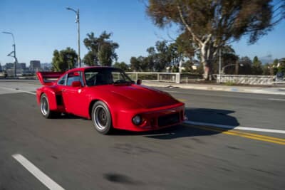 5万600ドル（邦貨換算約810万円）で落札された「ポルシェ 911 カレラ2.7 フラットノーズ仕様」（C）Courtesy of RM Sotheby's