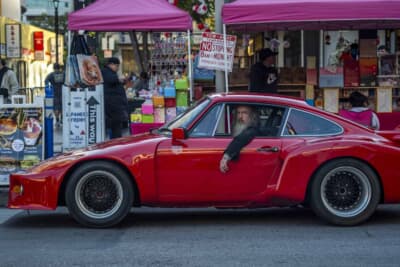 5万600ドル（邦貨換算約810万円）で落札された「ポルシェ 911 カレラ2.7 フラットノーズ仕様」（C）Courtesy of RM Sotheby's