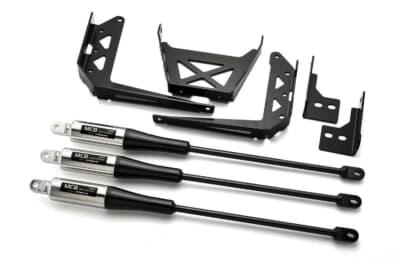 トヨタ ランドクルーザー250：ボディ底面に取り付けるモーションコントロールビーム。コーナリング時の横Gを減少させ、ロール速度を抑制する効果を持つ。オンロードだけでなくオフロード走行時でも優れた効果を発揮する