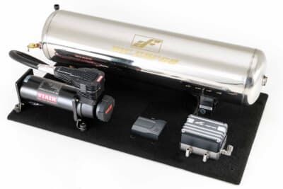 LUXURY KIT（ステンレスタンク仕様）：ステンレスタンクにコンプレッサー、受信機、電磁弁マネージメントを組み合わせたシステム部