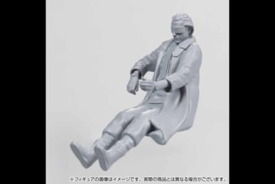 付属するドクのフィギュアは無塗装で、腕時計に目をやる仕草まで造形されている