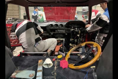ニッサン・フェアレディZ：昔とクルマと今のクルマは構造が全然違うので、自分の成長にも繋がりました」と生徒さん